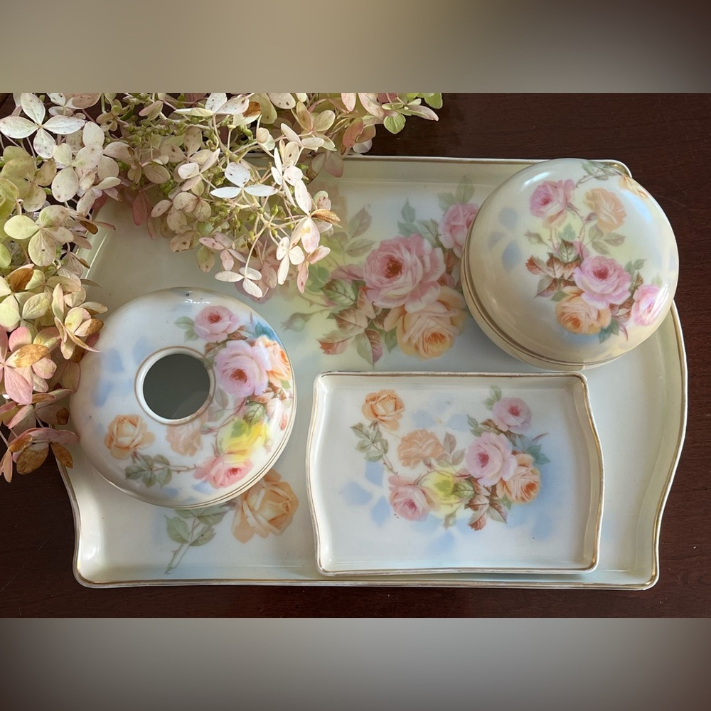 Antique Vintage ROYAL RUDOLSTADT PRUSSIA Floral ROSES 4 Pcs Dresser Vanity SET